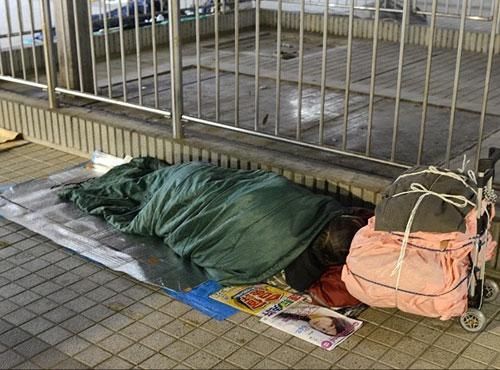 日本人生活现状：百万宅男单身，整容全看心情