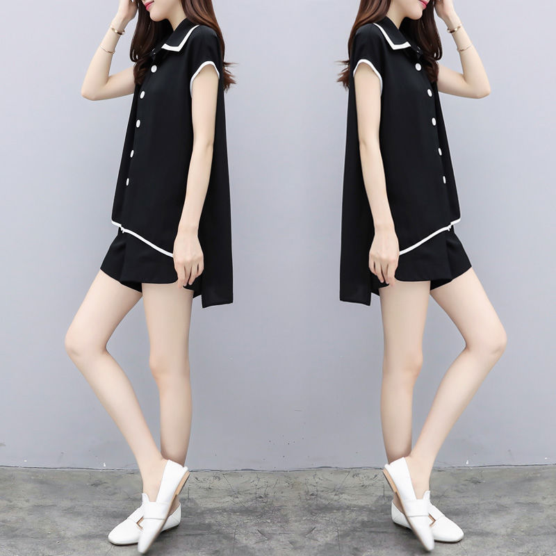 小个子女人穿短裙易走光,换上洋气短裤套装,清爽美嫩不失性感