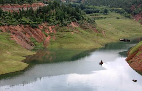 中国最“坑”5A景区，每走一步都想方设法收费，网友：厚颜无耻