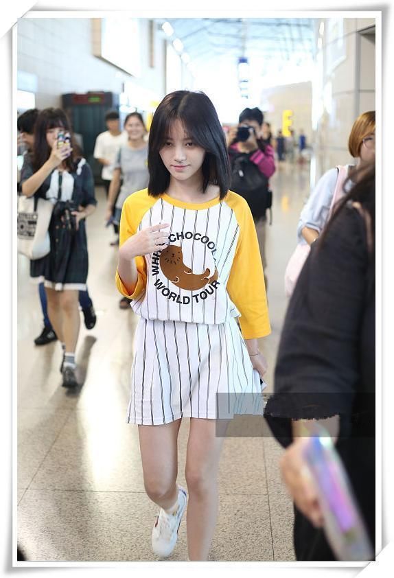 看了鞠婧祎机场照，再看看杂志照，才知道为啥都叫她四千年美女了