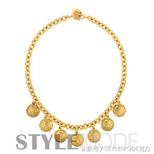 你知道么?这个夏天Ins博主都在“锁骨杀”凹造型!