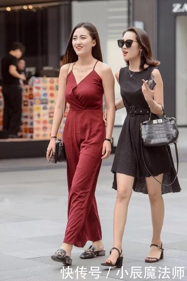 『美女』美女穿搭:款式简单大方,却很有街头的气质感,简约清新显淑女范