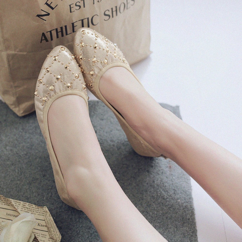 70后别穿凉鞋了,今年巨火的“瓢鞋”,透气舒服好穿时髦不累脚