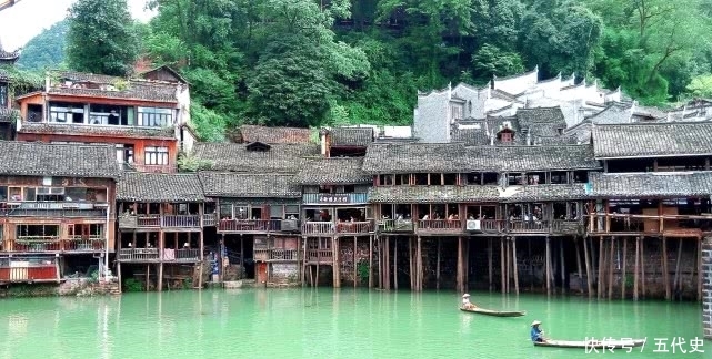 我国最悲催的古镇,七成的商家关门撤离,曾经的热门景点沦为空城