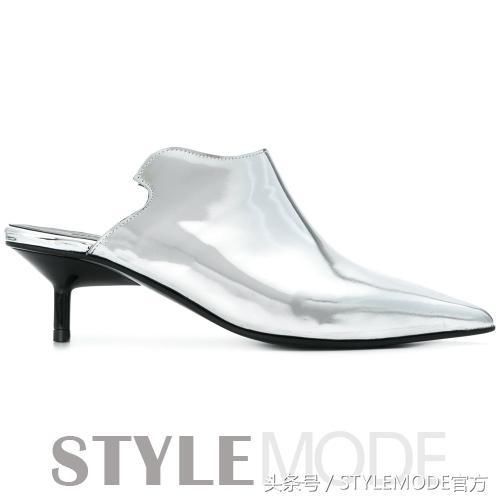 想要长腿不受罪?低跟鞋也能小露性感!