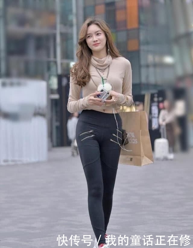 「紧身裤」纤细身型如何穿衣服,紧身裤呈现你的美!