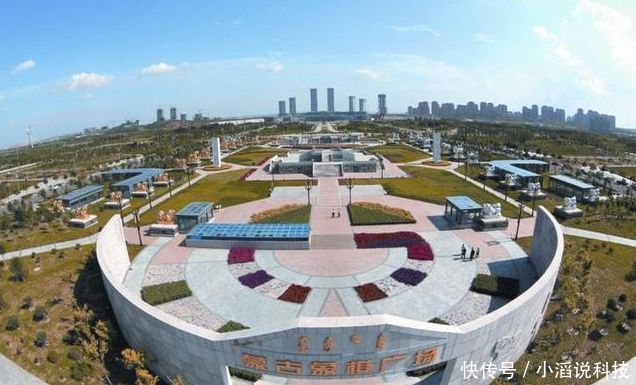  【基建】基建狂魔再次出手，沙漠中修建水库，未来或将改善沙漠