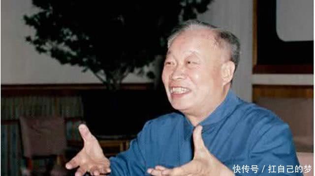 闻名天下@儿子被人起绰号,父亲直接将其名改为绰号,结果几十年后闻名天下!