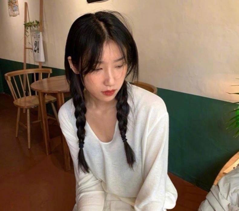 『舒适』韩国时尚博主演绎出游最佳搭配,舒适又不失时尚感,让你成为人群焦点