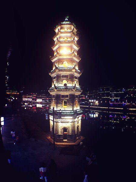 择一城终老,必是张家界与凤凰