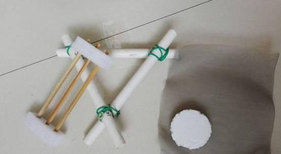 #花友#绿萝虽然很平常,打扮一下也能很惊艳!做一做造型,好看不少哦!