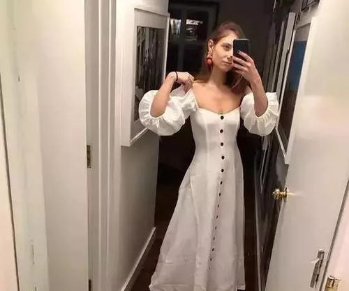 早秋裙子这么穿最时髦!!!