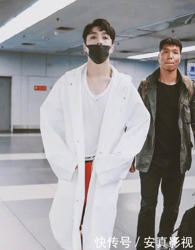  #穿直#别再穿直男格子装啦！跟明星学习如何穿搭，春季复工该这么穿~