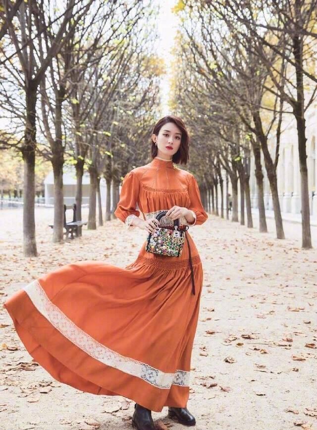 当赵丽颖撞衫Angelababy, 差距一目了然!