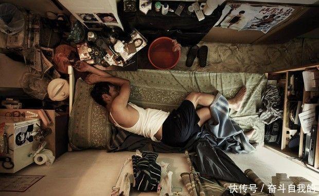  [实拍]实拍香港的棺材房：1.5平方米的小空间，却是很多人的家