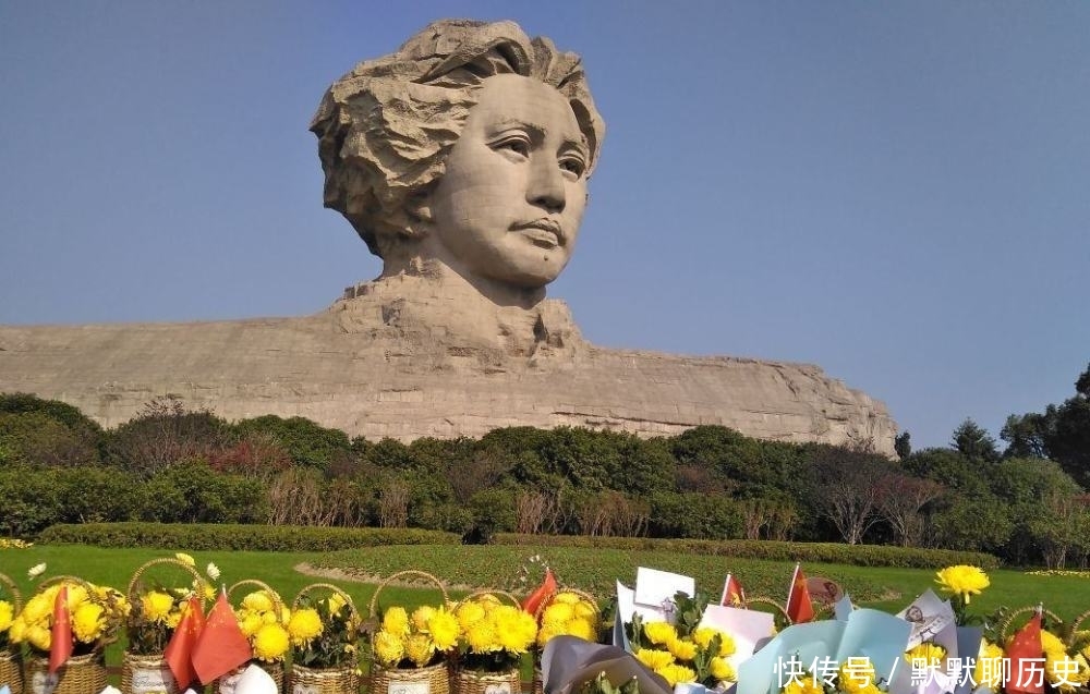 橘子洲头可真迷人啊!