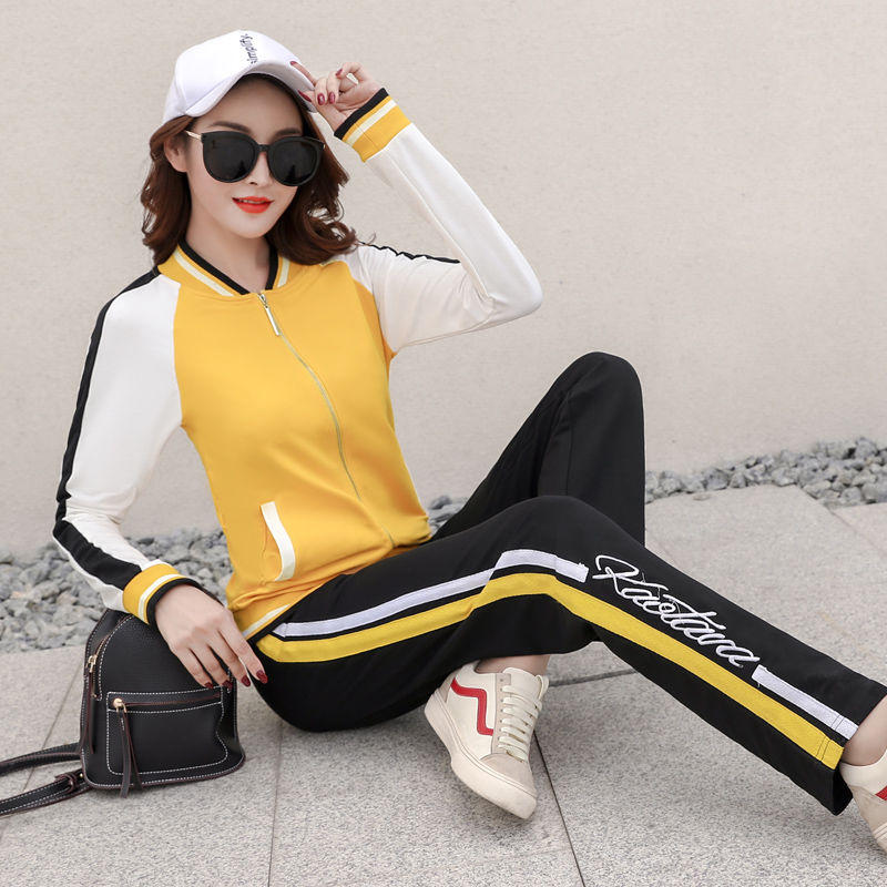 立秋后，裙子、阔腿裤可以扔了!新上的欧货套装，适合小个子女人