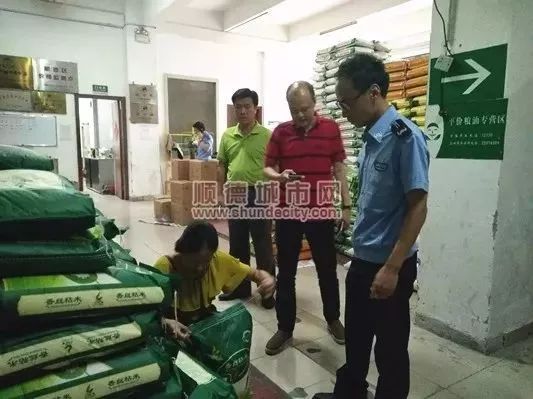 震惊!广东惊现“塑料大米”?还有视频测试?别傻了!真相是....--本