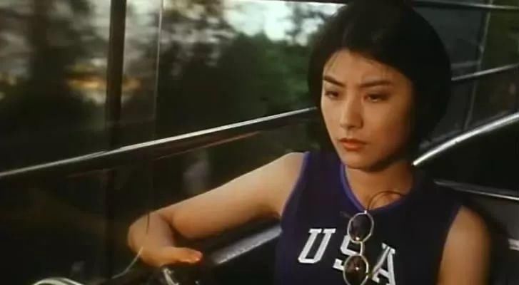 脸再大也拒绝整容 回怼代孕传闻 她是香港最后一个天后也是现实版