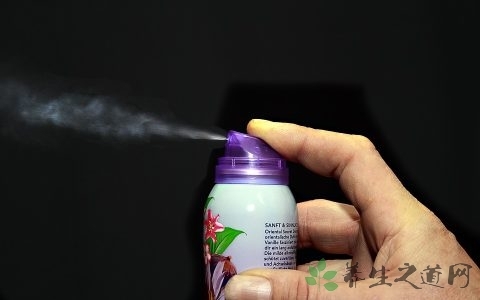 油皮夏季怎么护肤