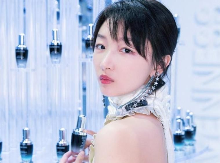  时髦：日常穿衣如何摆脱平庸感？根据“自身量感”来搭配，时髦又出众