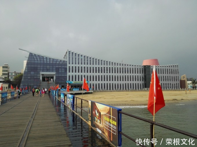 因大海到三亚，爱上大海