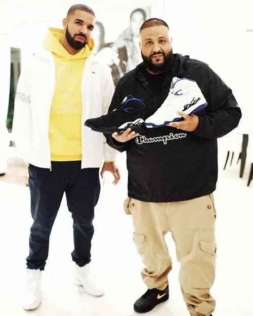  「稀世」能让侃爷脱下 Yeezy 的只有他！每次晒鞋都是没见过的稀世狠货