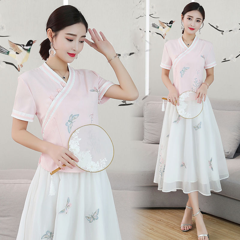 厉害了，如今中国少女穿的这些“改良汉服”，气质出众似神仙姐姐