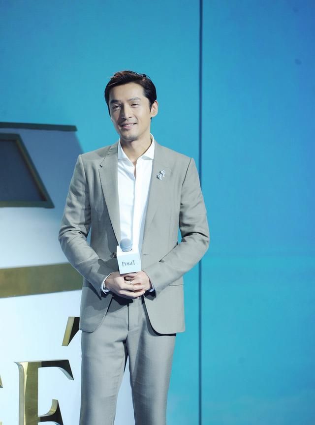 「车站」从琅琊榜到南方车站，从电视到电影，胡歌完成了他自己的升华