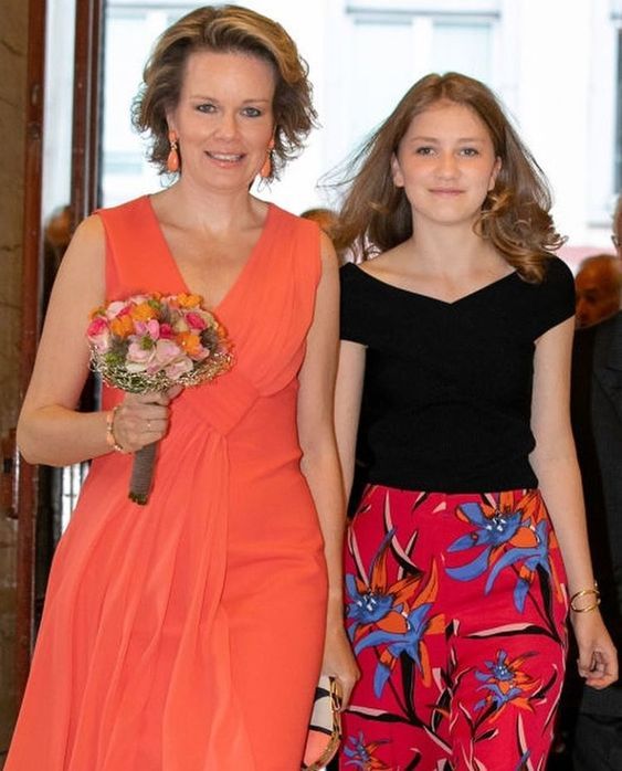 伊丽莎白公主将成为首位比利时女王，颜值爆表成众人焦点!