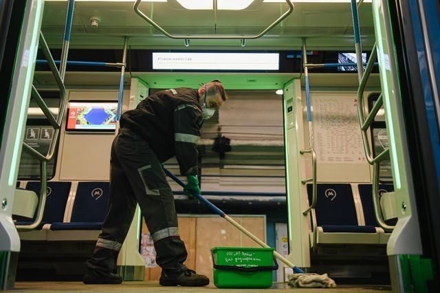  『爷爷』提醒老年人少外出，莫斯科地铁改名“爷爷\u002F奶奶在家”站