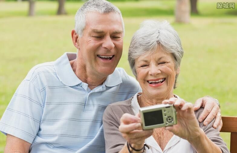 办退休要提前多少天 企业人员退休政策新规公布