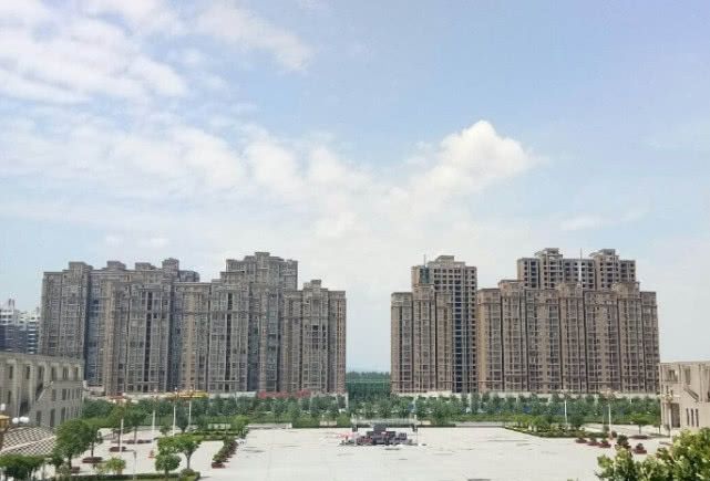 中国外出打工最多的城市，老乡遍布全国，却拥有一个一线城市！