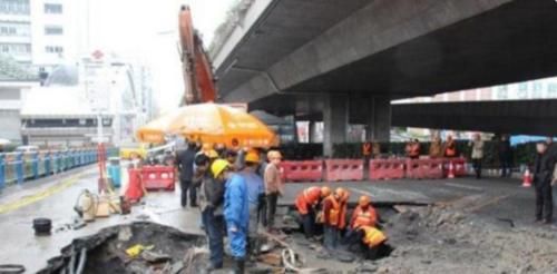  一条：中国修地铁最“吃力”的城市：一条线修5年，工作人员：古