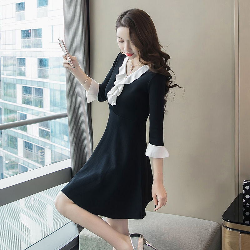 女人再漂亮，也要会打扮!瞧下图女人这样穿，性感妩媚~