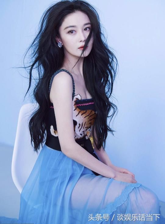 张馨予--高挑身材太吸睛，性感妩媚惹人爱!