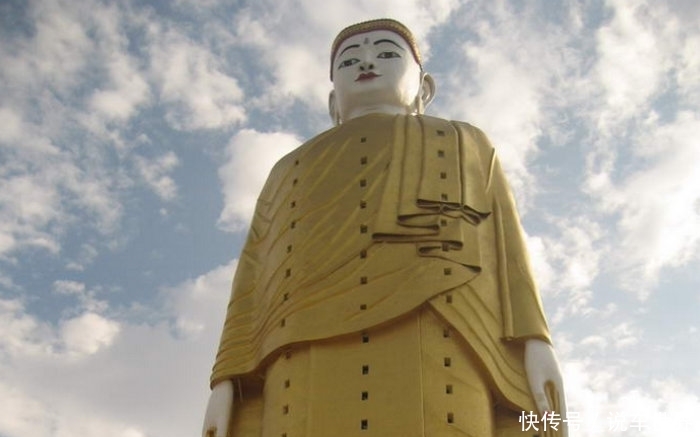 全球十大著名的巨大雕像