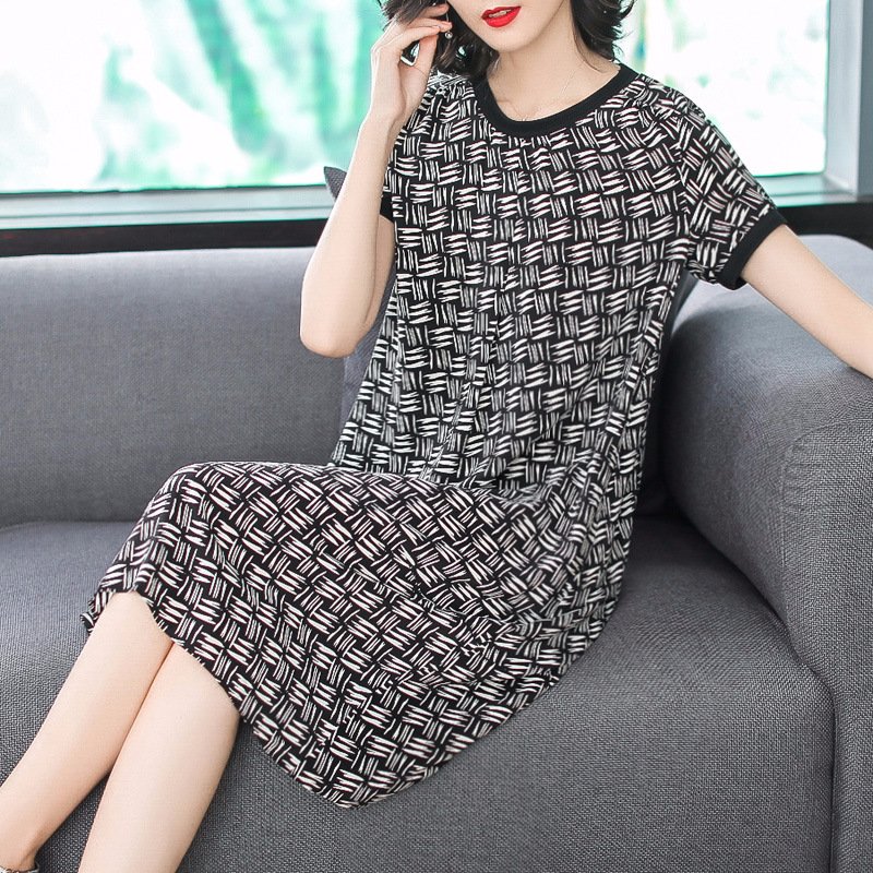 太美了!刚刚上新的“翠花裙+冰丝裙，凉快又女人味十足