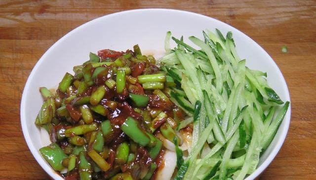  『我家』学会面条的做法，我家一周吃5次，面条劲道，真好吃