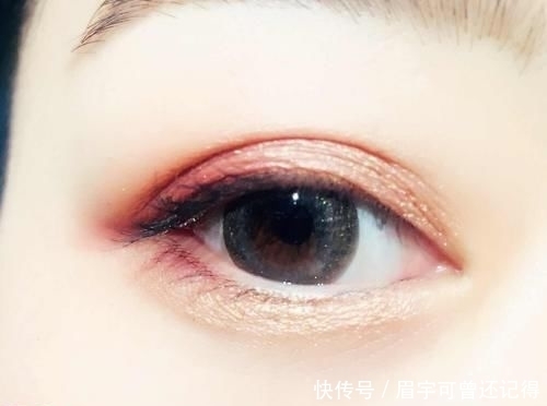 眼皮■眼皮下垂怎么自然恢复?眼皮为什么会下垂?