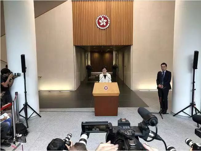  [港人]香港的真正出路在哪里？