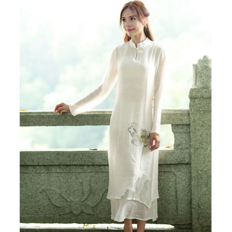 微胖女穿最美的流行中国风“茶服”，风韵十足、引人瞩目