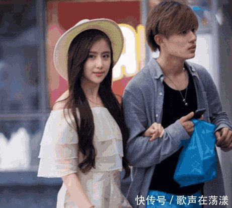 街拍 黑丝透视裙性感, 一双白皙大美腿看不够!