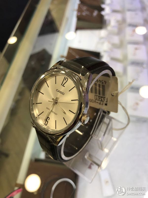 开学买块新卡西欧男士手表