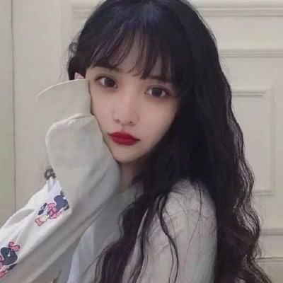  「上移」小仙女注意：这3种发型留久了，“发际线”会悄悄上移，特别是第三