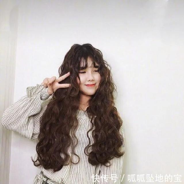  女生@大脸女生必备的五款发型，好打理又超级显脸小，清新还减龄