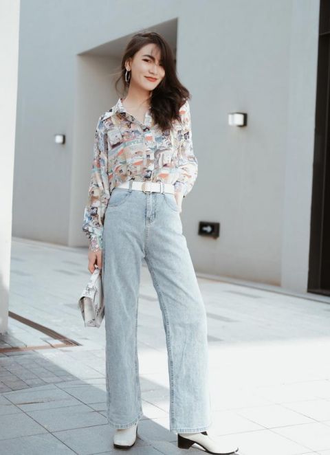  时髦：衣服在精不在多，今夏小个子备齐这4个基础款，时髦有范还显高