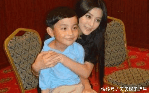 范丞丞微博严重掉粉, 身世传闻真相大白, 网友: 真是亲孩子