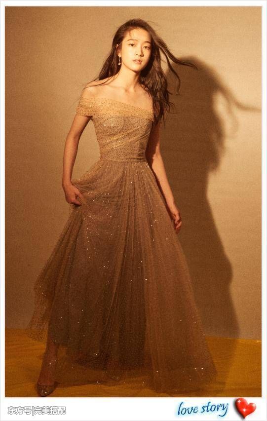 张雪迎这么厉害!21岁穿薄纱裙满屏女人味，连Baby都输了