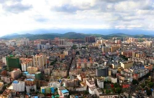  「相形见绌」中国这两座小城与越南隔河相望，城建让对岸的越南